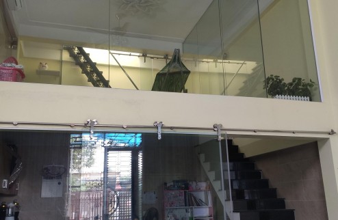Bán nhà kinh doanh mặt đường Sáp Mai, Võng La, 76m2 x 2Tx 5m mặt tiền, 4 tỷ.